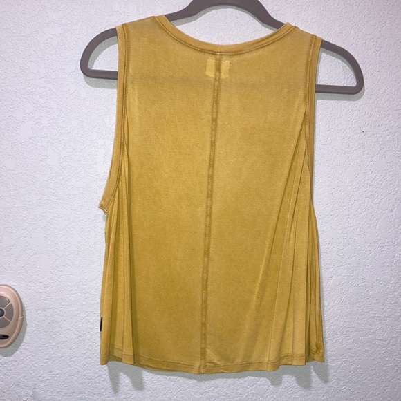 RVCA Top - Picture 3 of 4